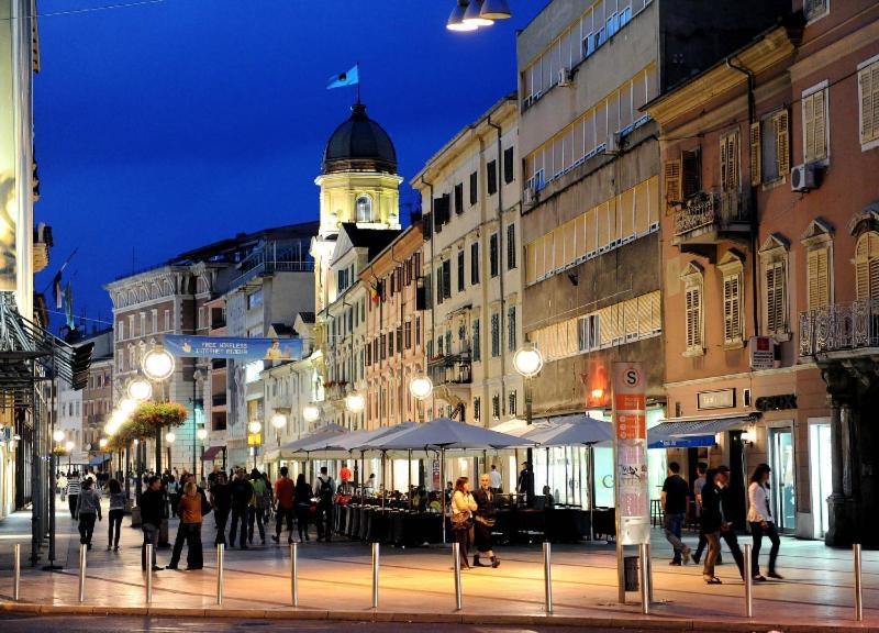 D&D Accommodation Rijeka Buitenkant foto